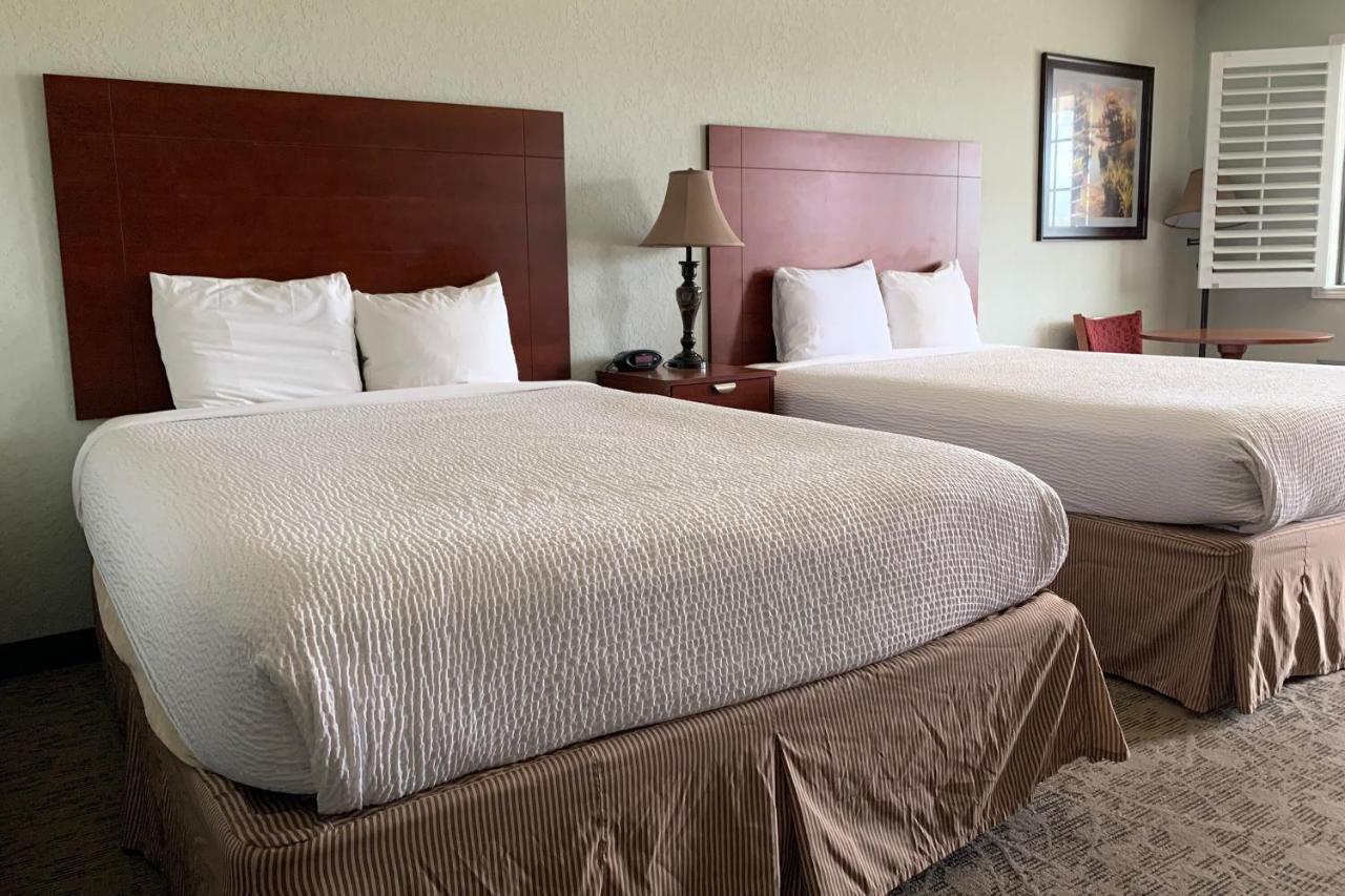 Oyo Hotel Pearsall I-35 West Ngoại thất bức ảnh