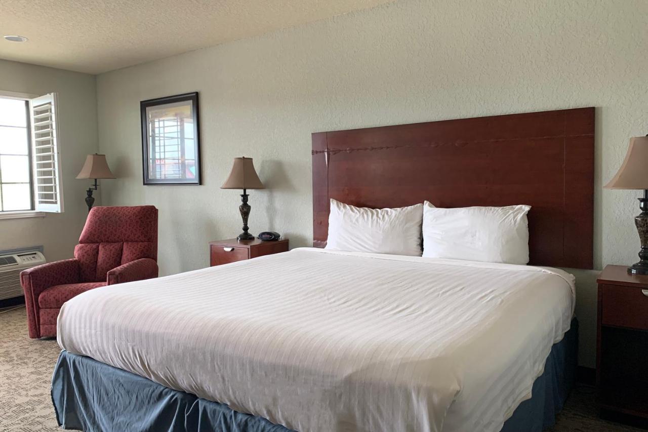 Oyo Hotel Pearsall I-35 West Ngoại thất bức ảnh
