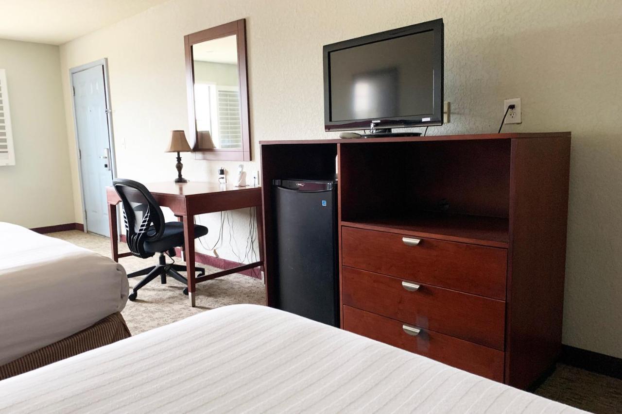 Oyo Hotel Pearsall I-35 West Ngoại thất bức ảnh